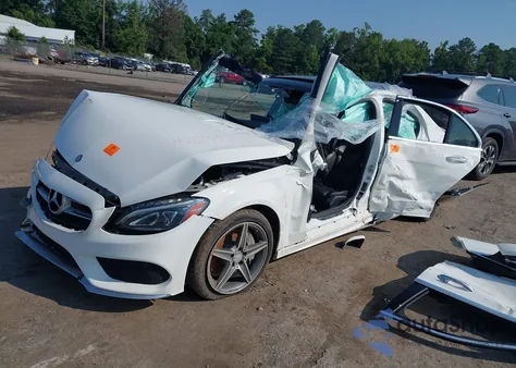 2015 Mercedes-Benz C 300 4Matic/Luxury 4Matic/Sport 4Matic из США, поврежденный, VIN 55SWF4KB8FU033271